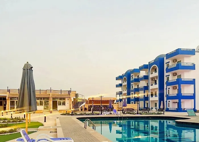 صف أول بحر وبول