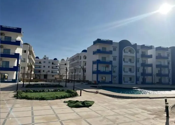 صف أول بحر وبول